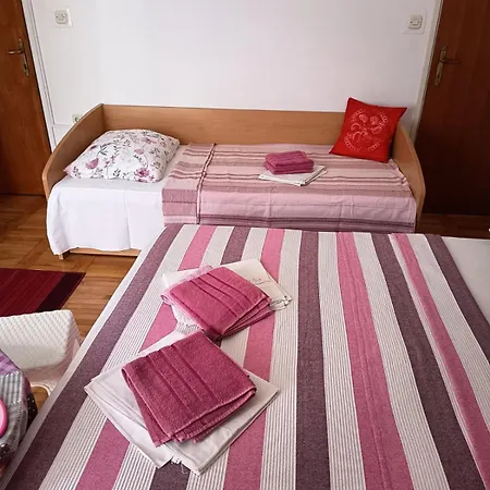 Guest house Sobe Gojak *